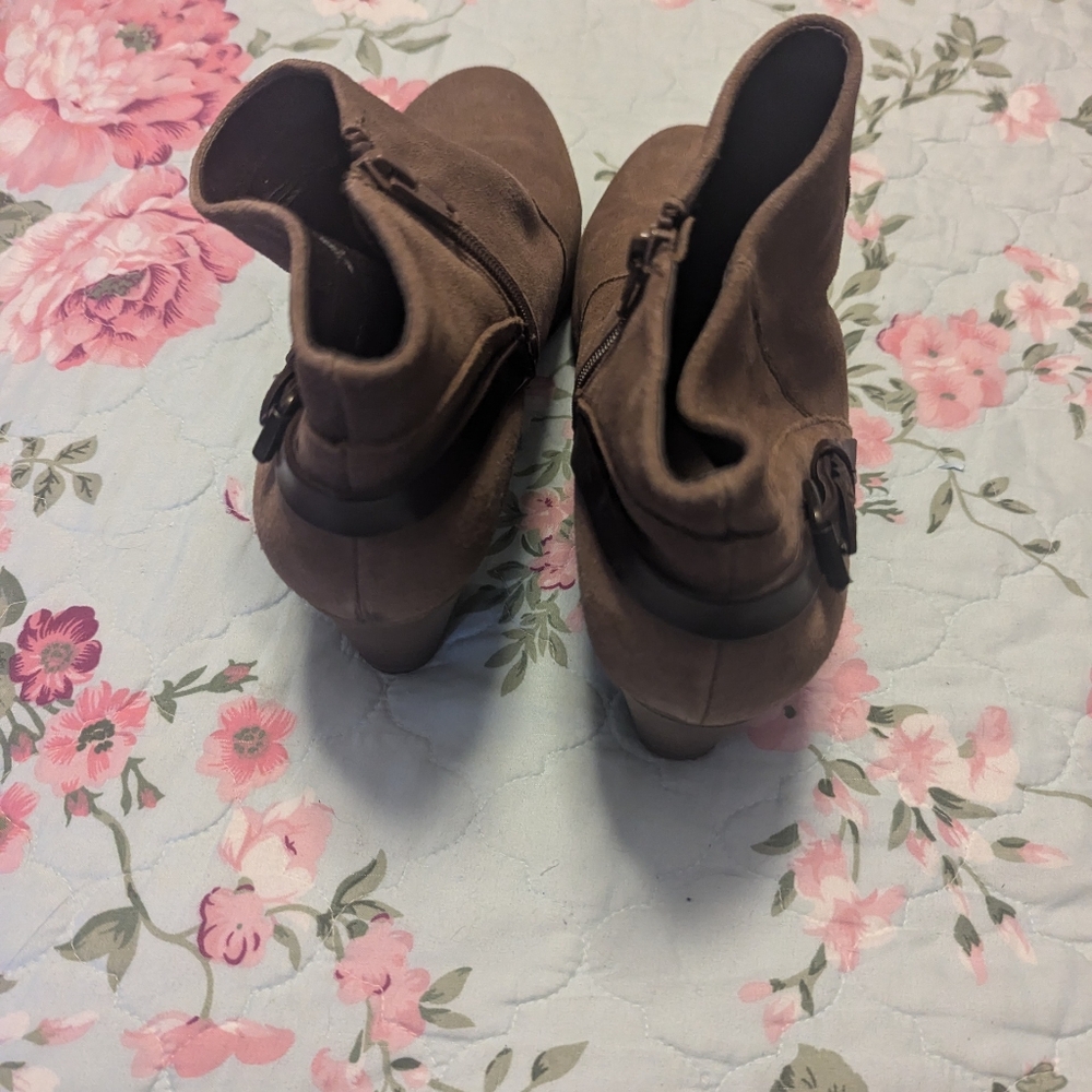 Brown Booties - Picture 5 of 6